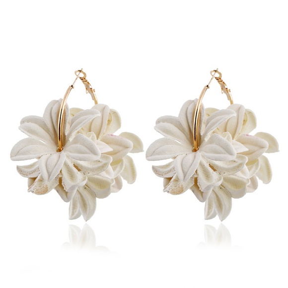 Jewelry - WINNIE | White Petal Trendy Hoop Earrings